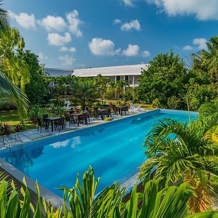 Amra Palace Gan (Laamu Atoll) Exterior foto