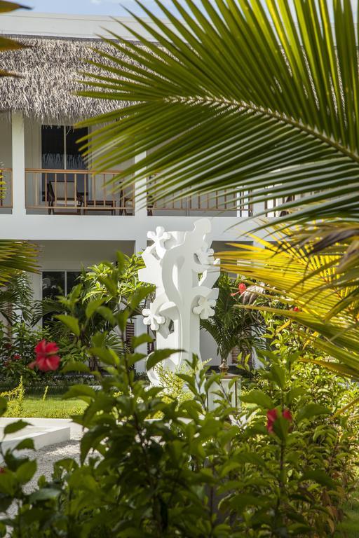 Amra Palace Gan (Laamu Atoll) Exterior foto