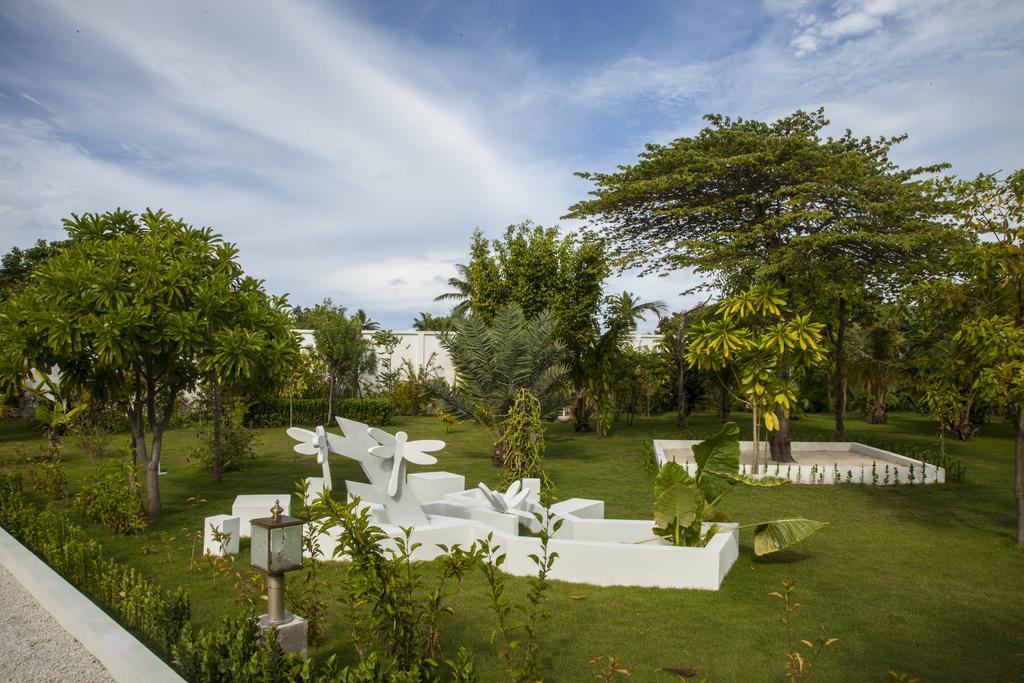 Amra Palace Gan (Laamu Atoll) Exterior foto