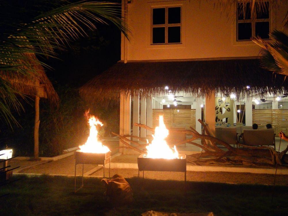 Amra Palace Gan (Laamu Atoll) Exterior foto