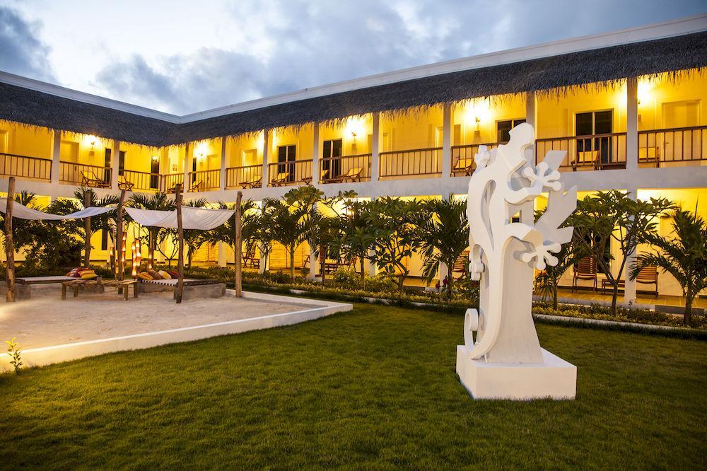 Amra Palace Gan (Laamu Atoll) Exterior foto