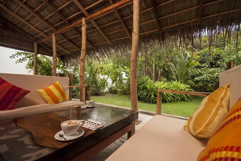 Amra Palace Gan (Laamu Atoll) Exterior foto