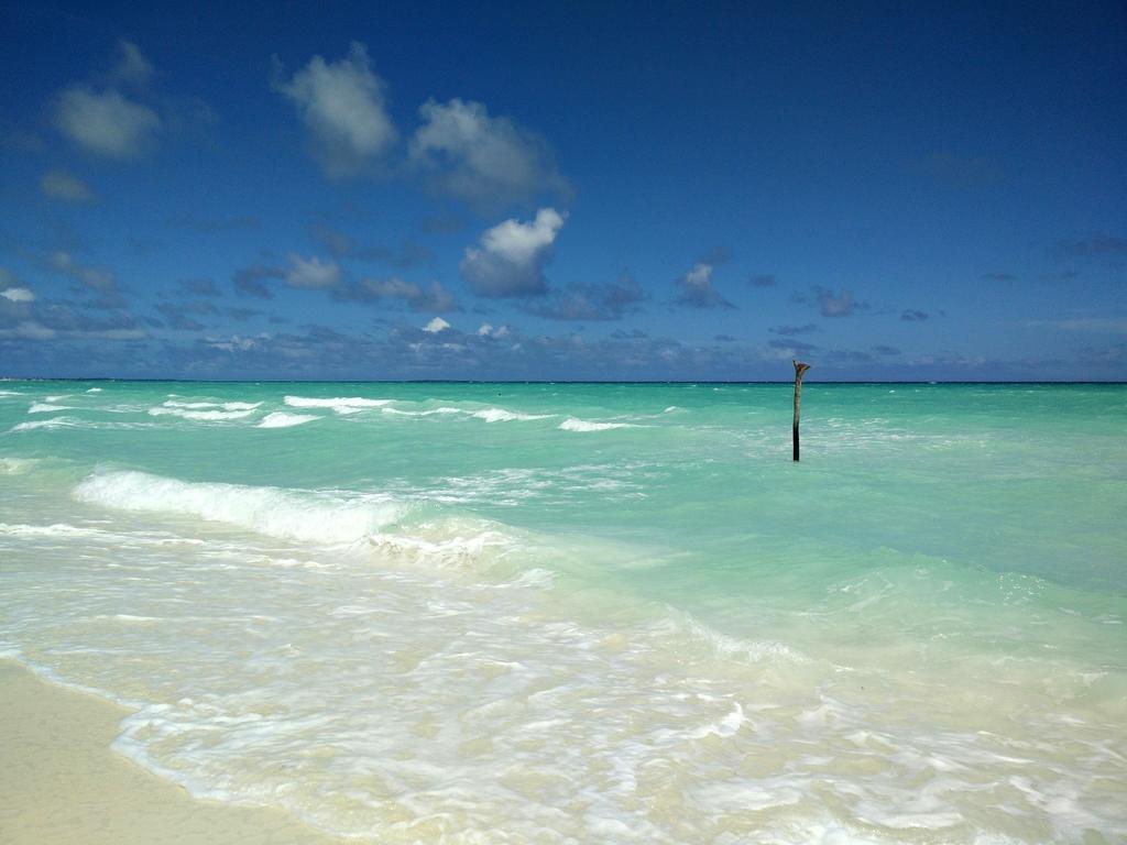 Amra Palace Gan (Laamu Atoll) Exterior foto