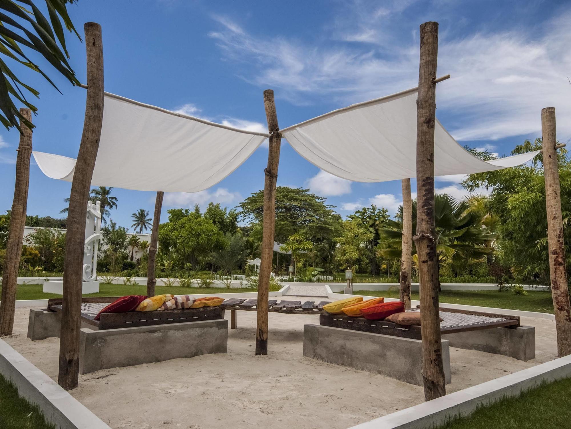Amra Palace Gan (Laamu Atoll) Exterior foto
